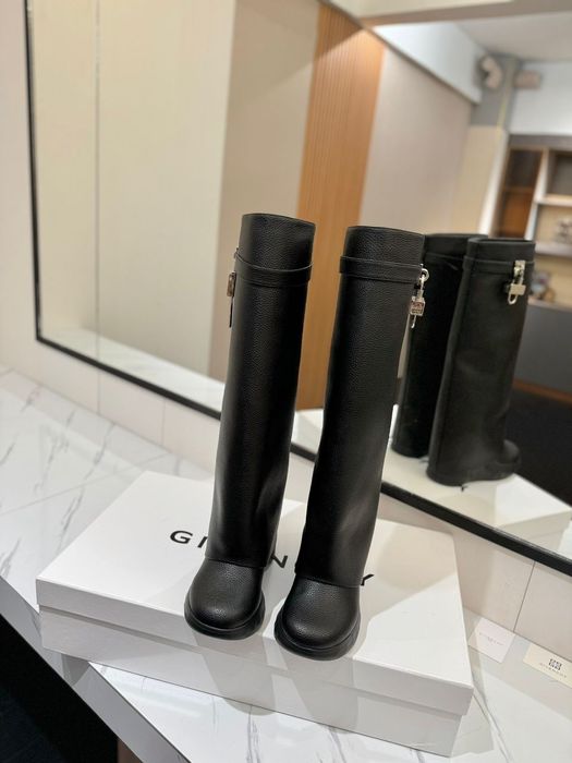 Cizme Givenchy, tip Premium