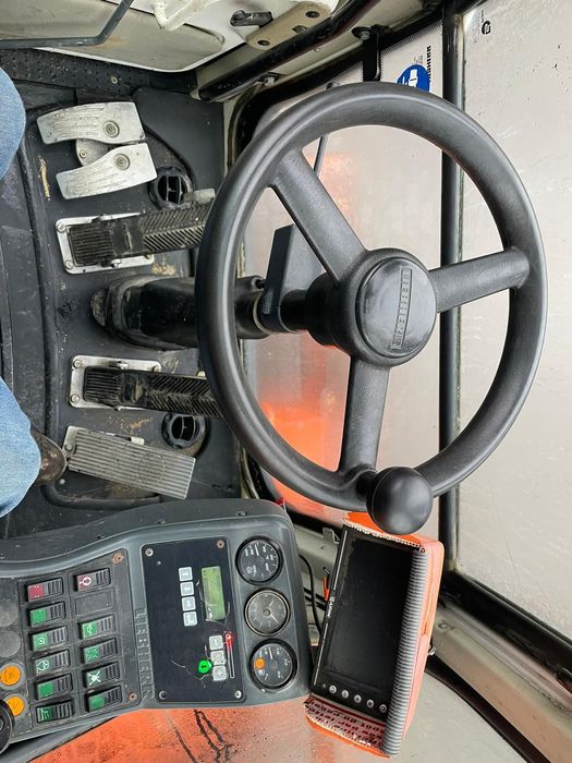 Excavator pe pneuri Liebherr A314 / RATE  LEASING / 2008