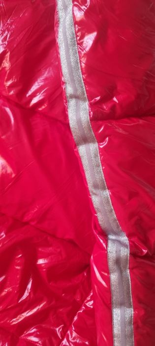 Зимно топло яке за момиче, червен цвят, Benetton 9-10-11г. (150см.)