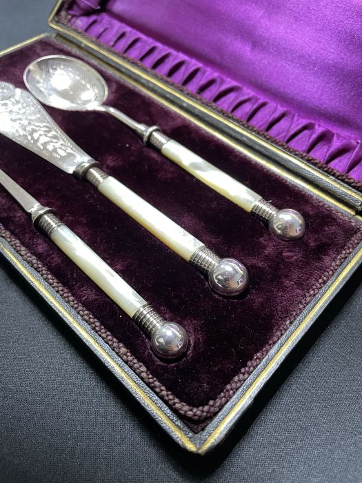 Набор для сервировки завтрака