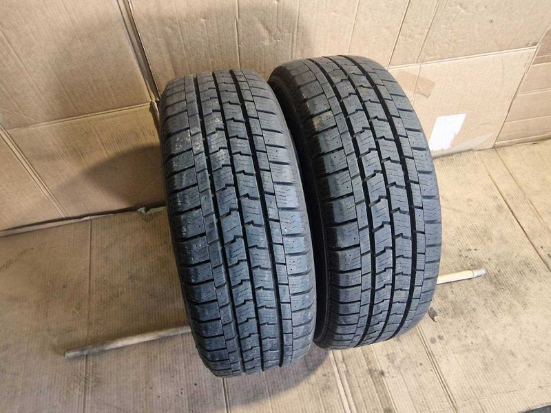 2 Cargo UltraGrip R15C 215/65
летни бусови гуми DOT0814