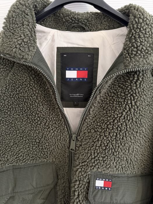 Яке tommy hilfiger, размер Л