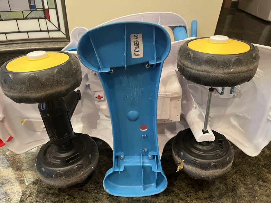 Детска кола за бутане