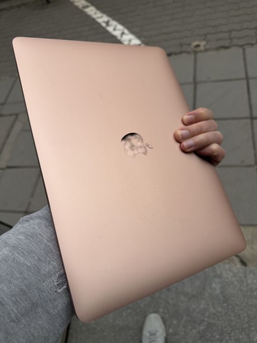 MacBook Air A1932 8/128