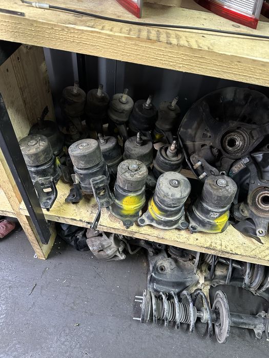 Подушки двигателе на камри 50