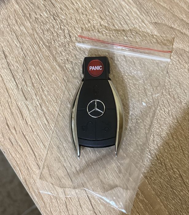 Оригинална кутийка (корпус) за ключ Mercedes W203