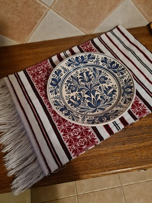 Set cadou-Decor tradițional-Farfurii pictate manual-Stergare-Romanesc