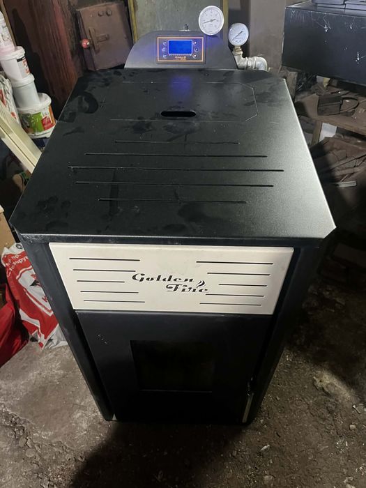 Продавам пелетна камина с водна риза Mareli Systems GFN12 – 12 kW