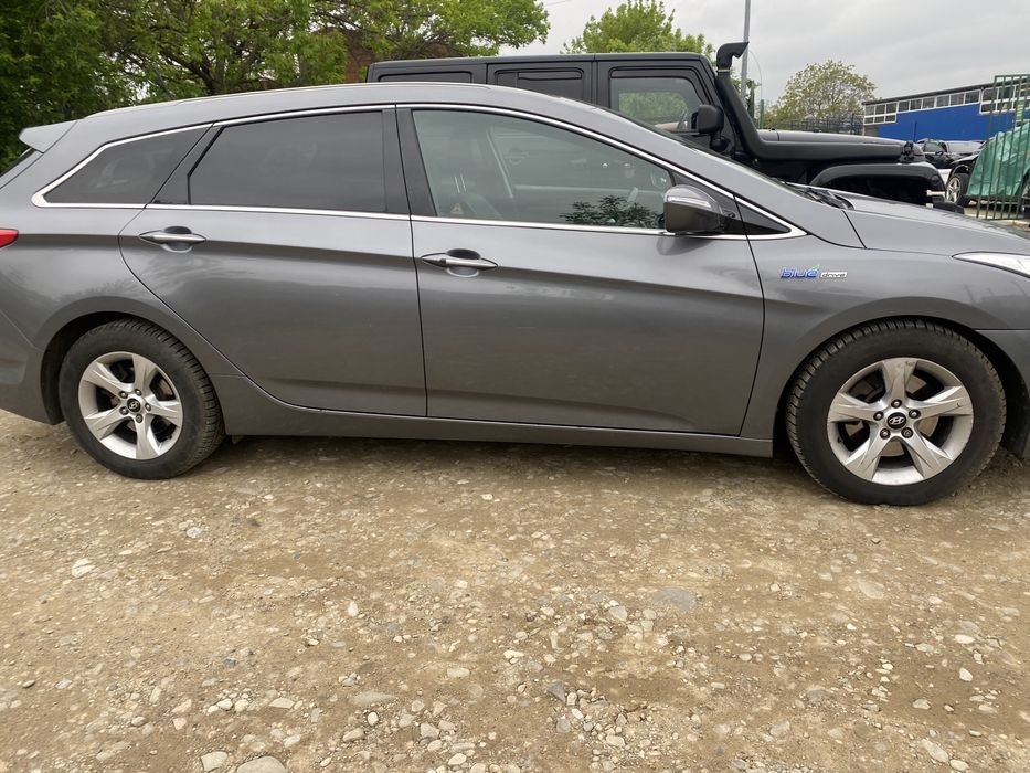 Ușă dreapta față Hyundai i40 2014