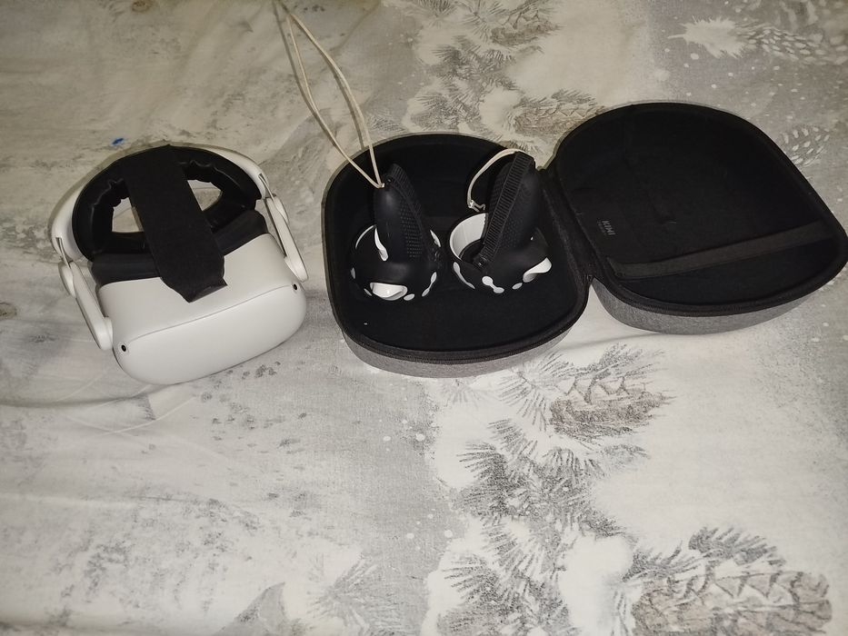 Шлем виртуальной реальности Meta Quest 2 (oculus)