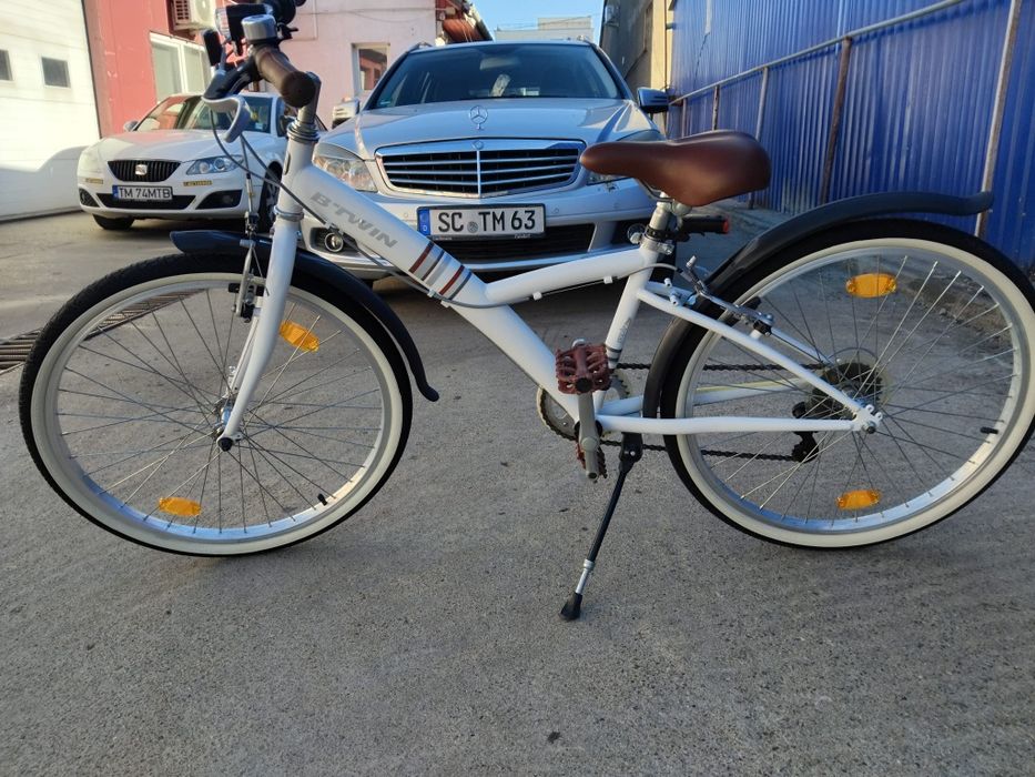 Vând bicicleta pentru copii