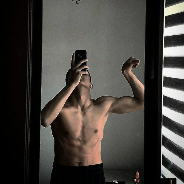 Samsung galaxy s9 90$