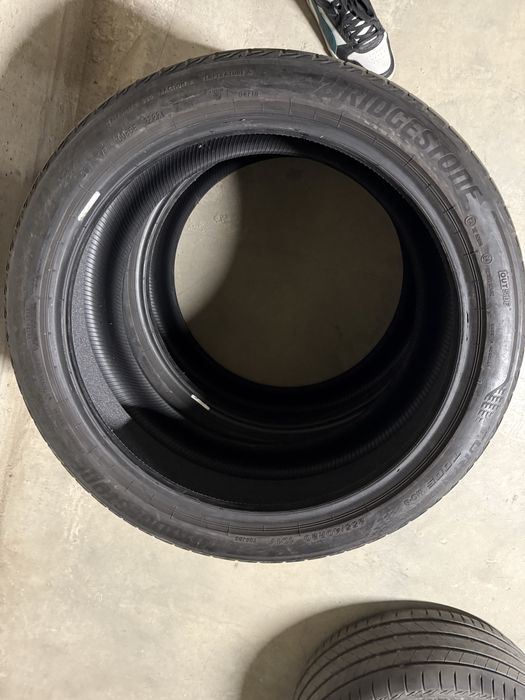 Anvelope 255 40 r20