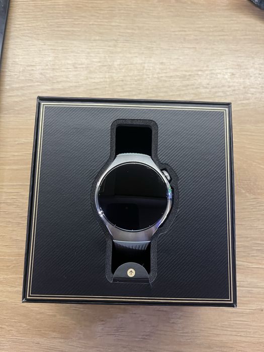 смарт часовник hauwei watch 5