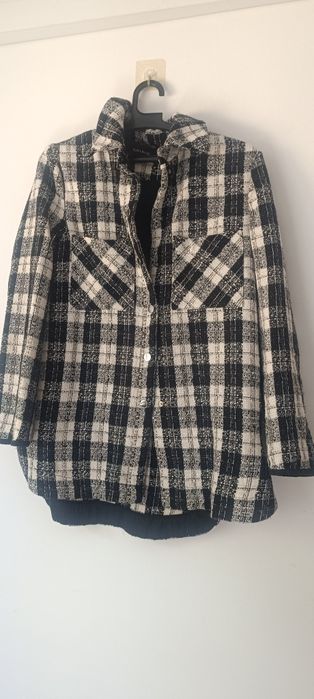 Есенно Риза-Яке на Zara Basics