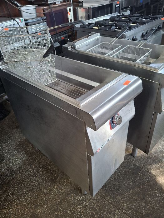 Фритюрник професионален на газ WULF