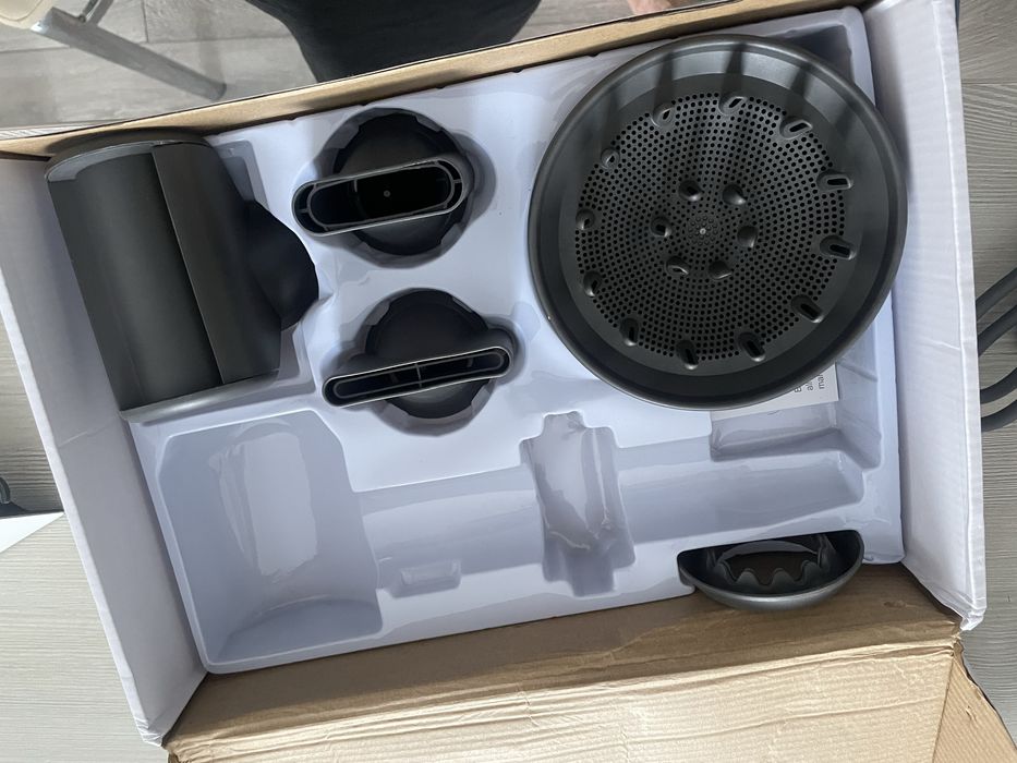 Uscător de păr Dyson HD07 Supersonic