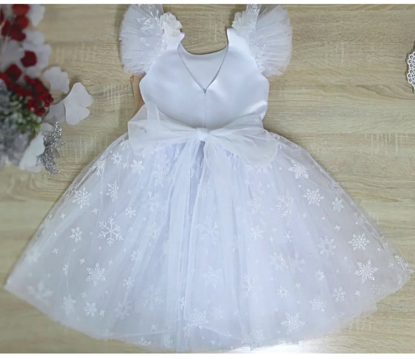 Платье-снежинка детская