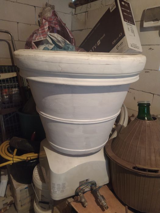 Vas pt pomi din plastic. si set de sufragerie