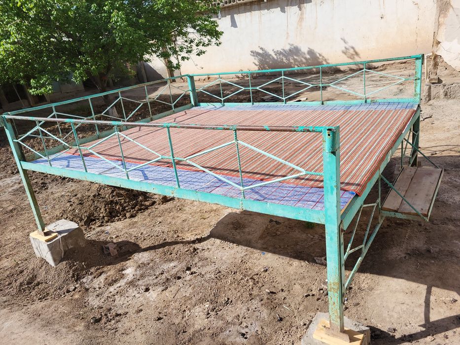 Тапчан сатылады  бахасы келисимли