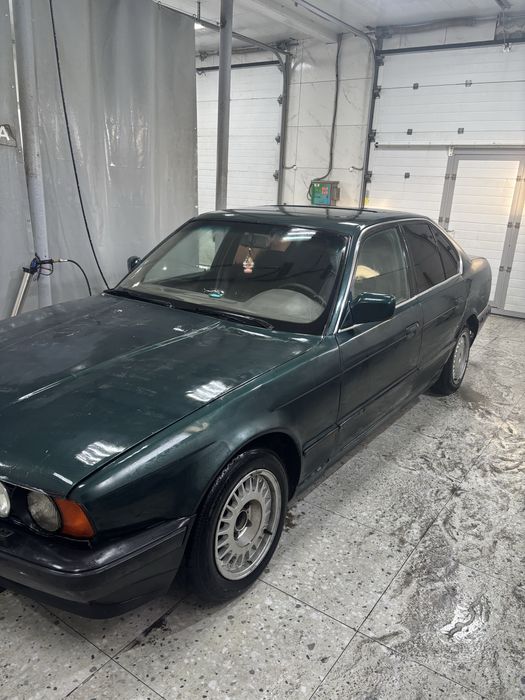 Срочно продам е34