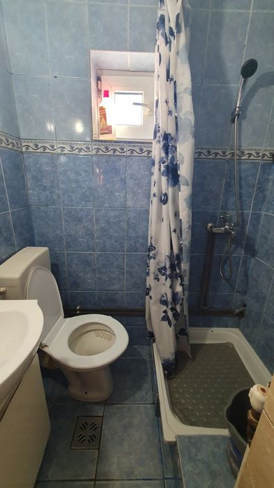 Închiriez garsoniera Compa