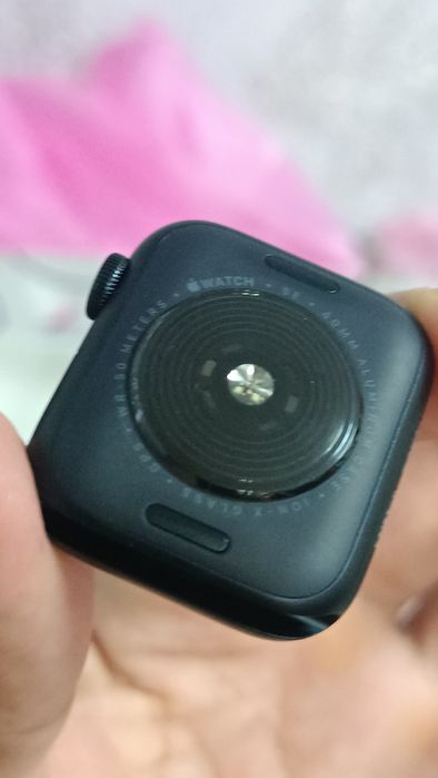 Продам apple watch se gps gen 3
