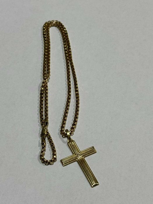 Мъжки златен синджир с кръст 14К