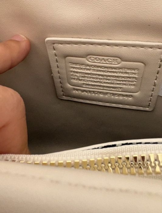 Geanta coach crem