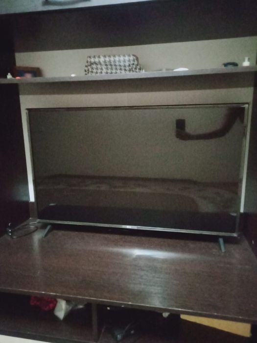 Продам телевизор