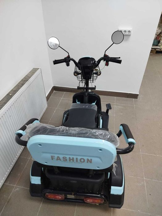 Tricicletă electrică