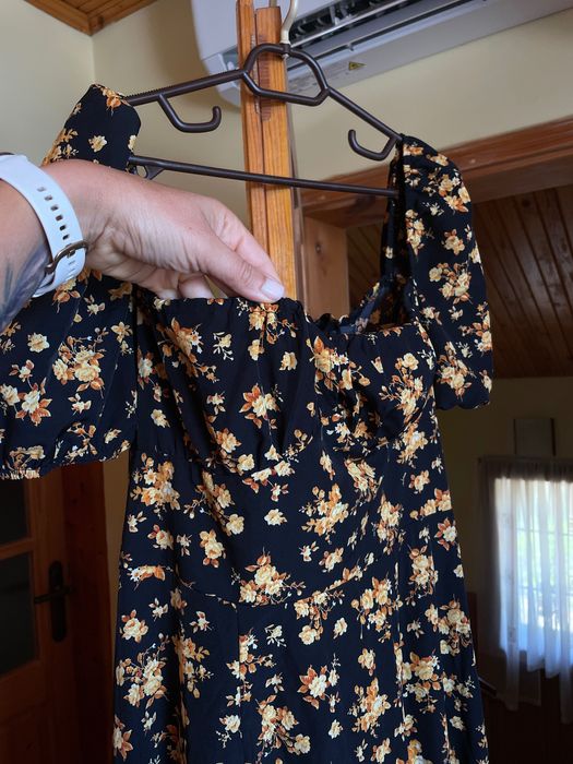 Дамски рокли М-Л