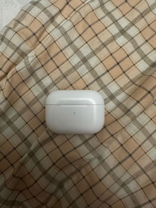 Продам Air Pods pro one оригинал