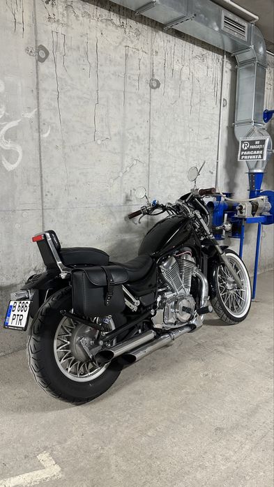 Suzuki Intruder VS700 Varianta de USA