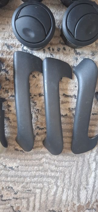 Дверные ручки салона