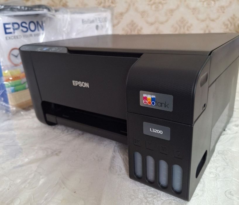 Мфу/ Цветной принтер 3в1 Epson L3200