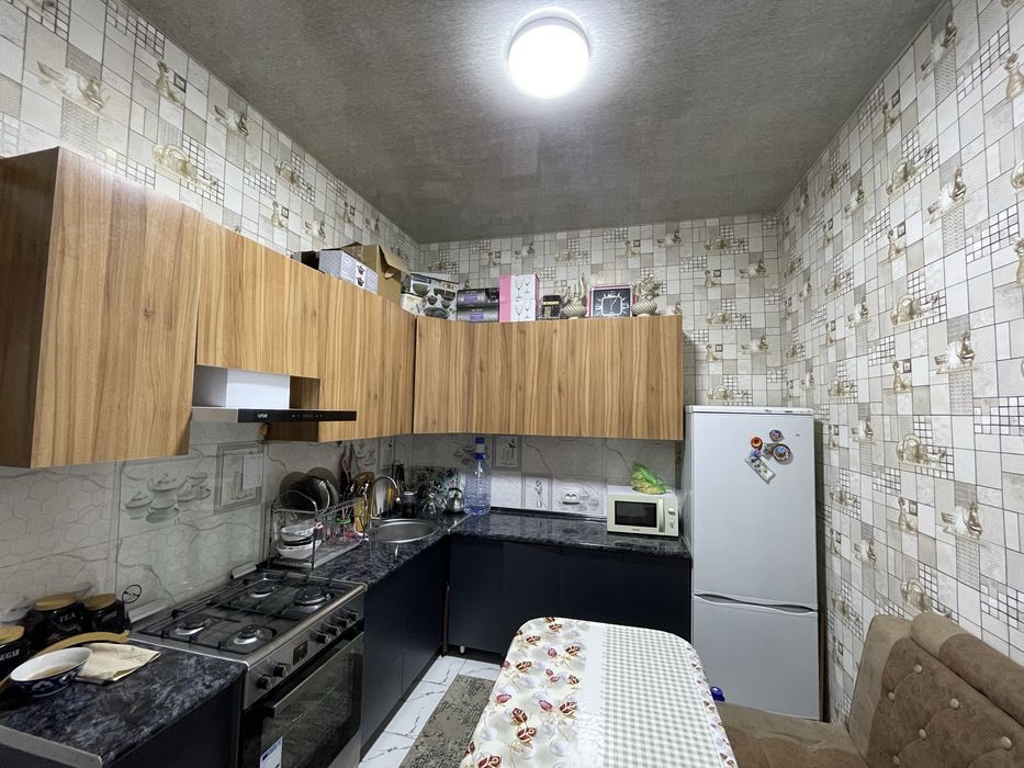 Hovli yengi toshmida