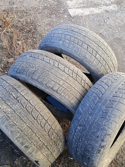 Покрышка 215/60 R16
