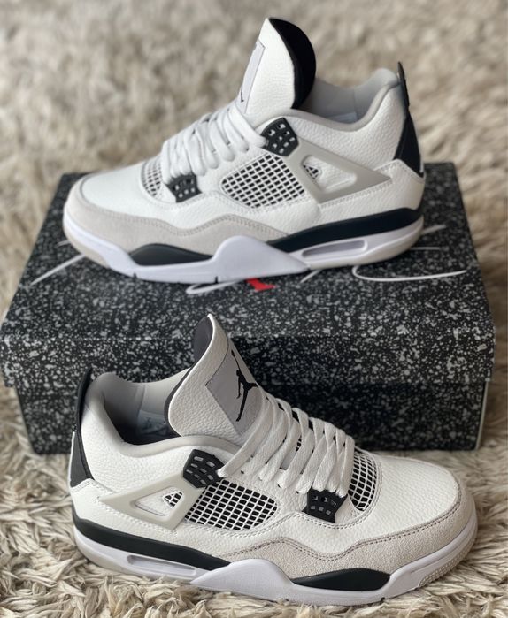 Jordan 4 Retro Military Black Air 1 Max  Nike SB