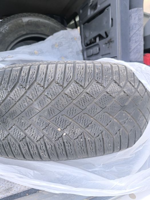 Продам зимние шины 265/60/R18
