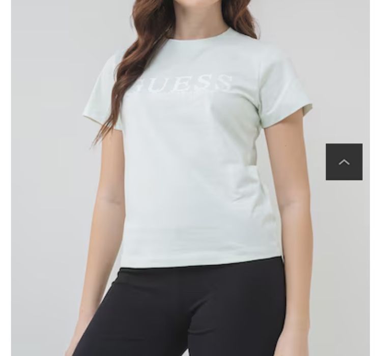 Lot dama Guess blugi si tricou