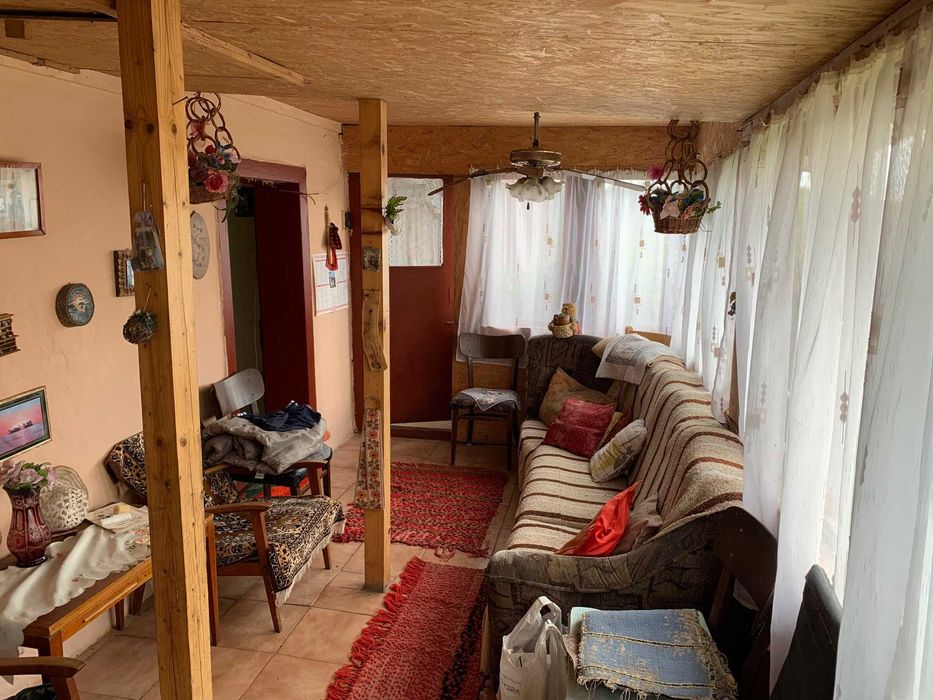 Casa la tara cu teren 2700 MP