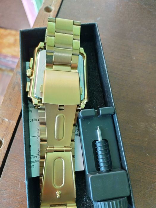 Кварцов часовник  противоводен stainles stel