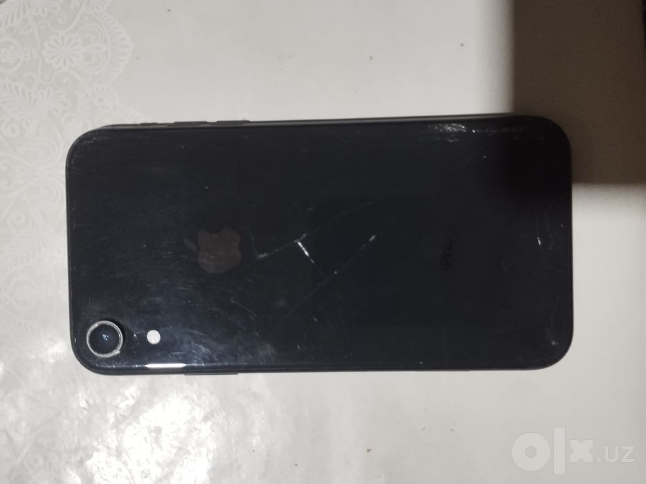 Iphone xr    b/y