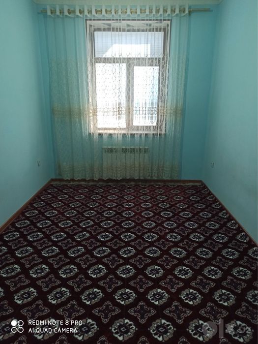 5 каватли янги домнинг 4 каватида 3 хонали квартира ижарага берилади