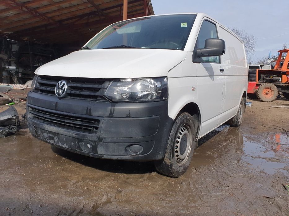 Dezmembrez volkswagen transporter 2.0 2000 cc t5 2011 motor CAAA