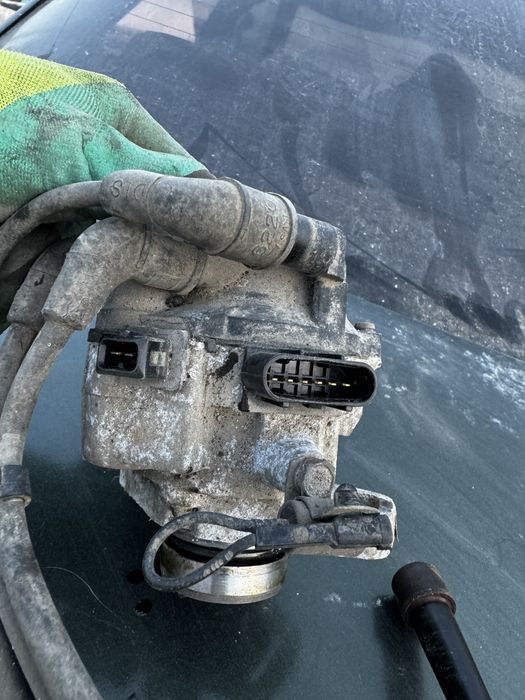 Трамблер на Mitsubishi 1.8