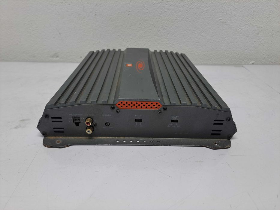 Усилвател за кола - JBL DA1002