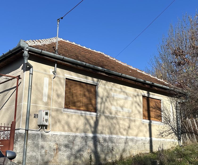 Casă la țară Vadu Crisului ideal pentru retragere în natură