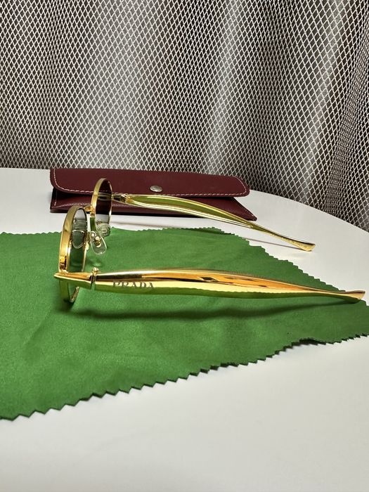 Ochelari soare prada